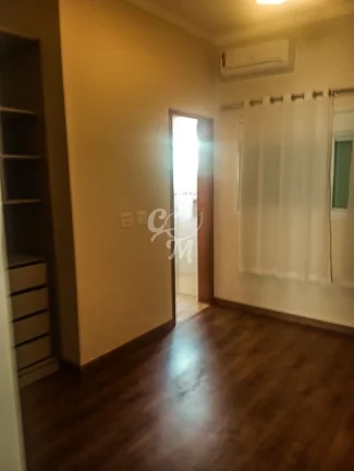 Imagem Linda Casa com 5 Suites!