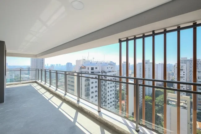 Imagem Imóvel Exclusivo: Apartamento de Luxo no Campo Belo - 3 Quartos, 3 Suítes, 2 Salas, 4 Banheiros, 3 Vagas - 154m²