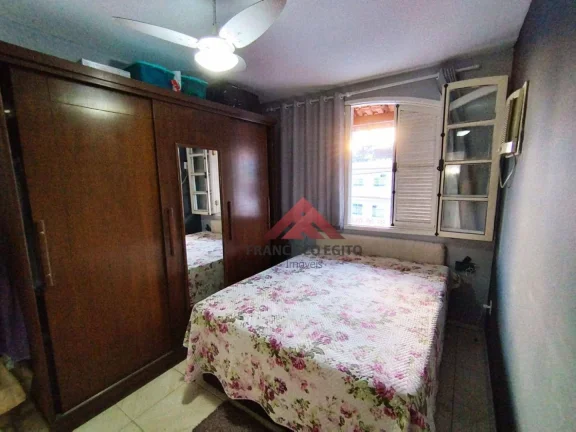 Imagem Casa com 2 dormitórios à venda, 89 m² por R$ 250.000,00 - Neves - São Gonçalo/RJ