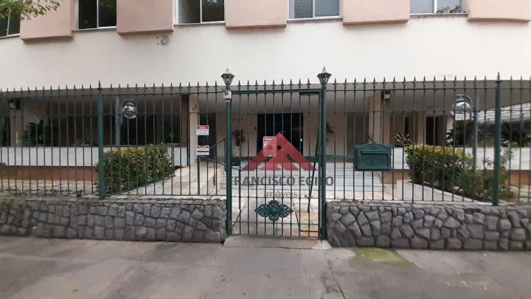 Imagem Apartamento com sala dois quartos,cozinha,wc social ,area de serviço e dependência completa,com vaga de garagem