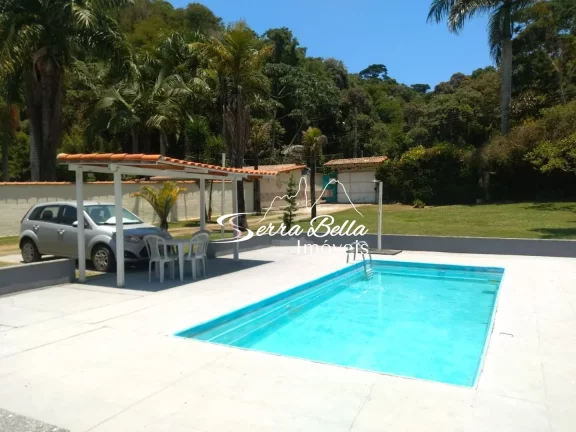 Imagem Casa com 4 dormitórios à venda, 200 m² por R$ 980.000,00 - Prata - Teresópolis/RJ