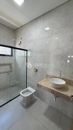 Imagem CASA NOVA Á VENDA NO JARDIM BOUGAINVILLE, APTA PARA FINANCIAMENTO EM SINOP - MT.