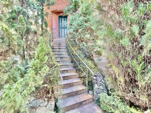 Imagem Casa em Condomínio a Venda no bairro Granja Viana - Cotia, SP