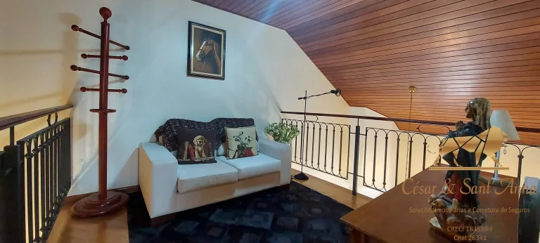 Imagem Lindo Apartamento Duplex e com ótima localização em Campos do Jordão-SP