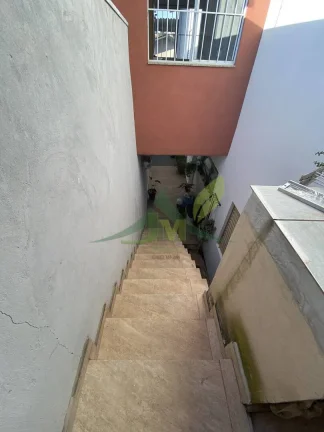 Imagem Casa à Venda no Jardim Maristela em Atibaia: Conforto e Praticidade