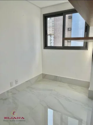 Imagem Cobertura em São Paulo, Vila Nova Conceição, com 2 quartos, 160m²