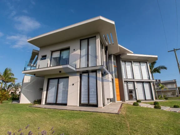 Imagem Casa á venda com 5 suítes na Itapeva em Torres/RS