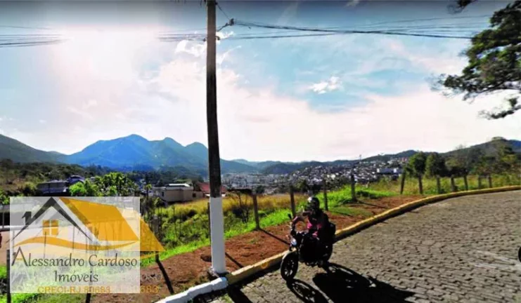 Vendo terreno no condomínio Remanso no Perissê com 1073 mts²