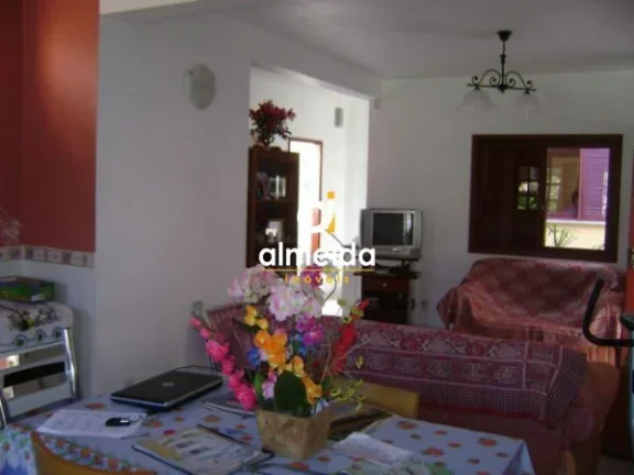 Imagem Casa 4 dormitórios à venda Nossa Senhora de Lourdes Santa Maria/RS