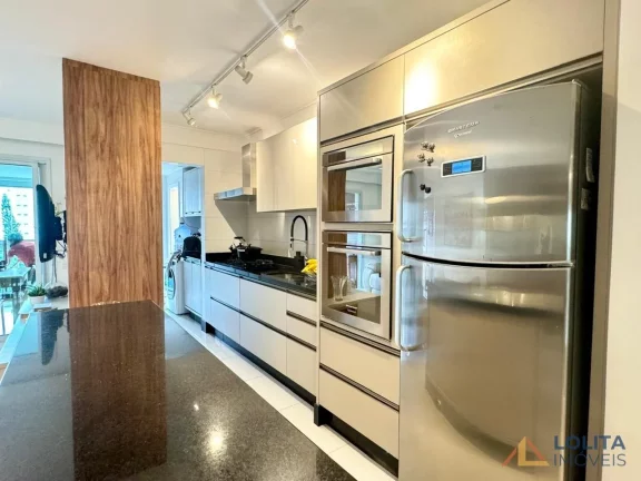 Apartamento de 2 quartos À VENDA na Agronômica com 1 garagem, Florianópolis/SC.