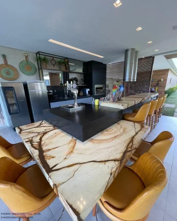 Imagem Casa de Alto Padrão em Condomínio no Portão, Lauro de Freitas-BA: 5 Quartos, 5 Suítes, 3 Salas, 2 Banheiros, 10 Vagas, 1.870m²