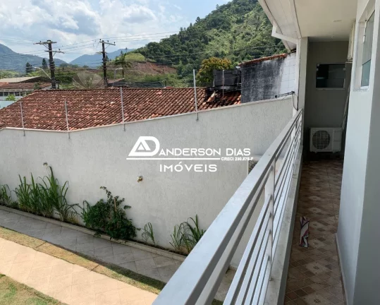 Imagem Casa com 3 suítes à venda, 190 m² por R$ 830.000 - Centro - Caraguatatuba/SP