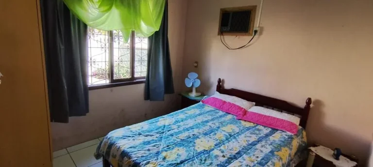 Imagem Aluguel de Temporada Casa de 4 dormitórios no Bairro Armação de Penha SC