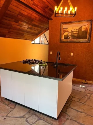 Imagem Chácara com 2 dormitórios à venda, 2000 m² por R$ 2.200.000,00 - Copaco - Arujá/SP