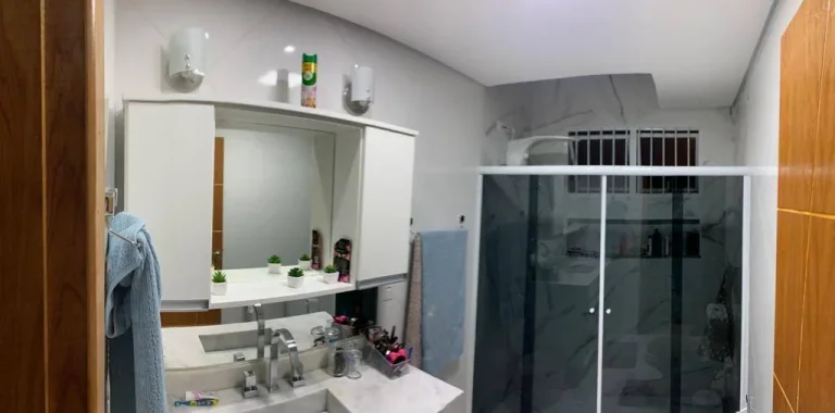 Imagem Sobrado Reformado com 130 m² 3 Dormitorios 2 Vagas de Garagens