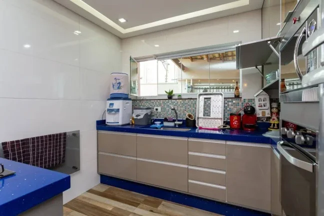 Imagem Casa com Ótima Localização 144 m² 2 Dormitorios e 4 Vagas de Garagens