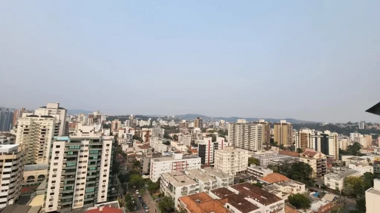 Imagem Apartamento à venda em Porto Alegre, Menino Deus, com 3 quartos, 206m2