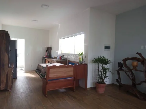 Imagem Linda Casa à Venda no Bairro Quinta dos Açorianos – Barra Velha, SC