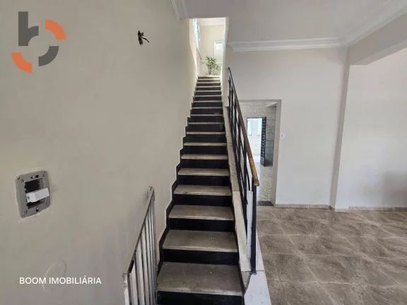 Imagem Casa com 5 dormitórios à venda, 197 m² por R$ 550.000,00 - Califórnia - Nova Iguaçu/RJ