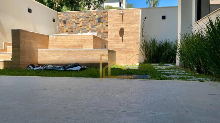 Imagem Casa de Alto Padrão, à Venda em Condomínio Fechado no Bairro da Posse em Teresópolis-RJ