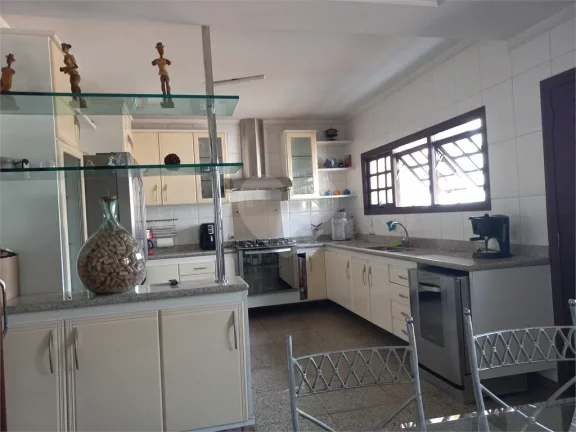 Imagem Casa à venda com 3 quartos, sendo 3 suítes, em Parque Monte Alegre, Taboão da Serra - SP