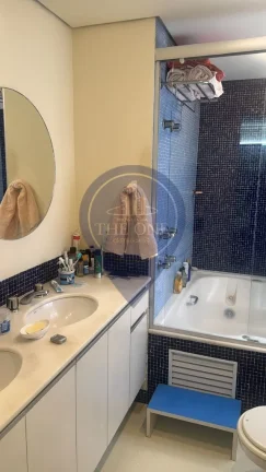 Imagem Apartamento à venda no Itaim Bibi, São Paulo-SP: 2 quartos, 1 suíte, 2 salas, 3 banheiros, 2 vagas, 270m². Venha conferir!
