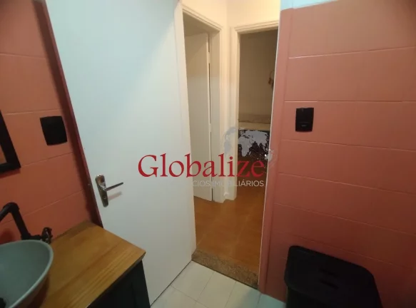 Imagem Apartamento com vista pro mar, 2 dormitórios e vaga no bairro José Menino em Santos por R$600.000,00