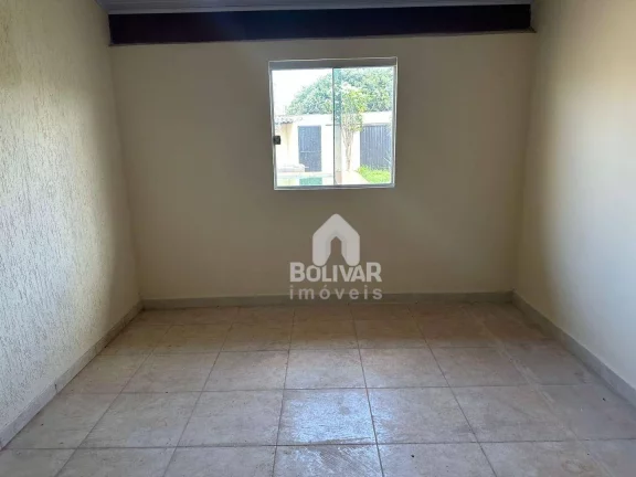 Imagem Casa com 3 dormitórios à venda, 84 m² por R$ 320.000,00 - Alto do Trindade - Itumbiara/GO