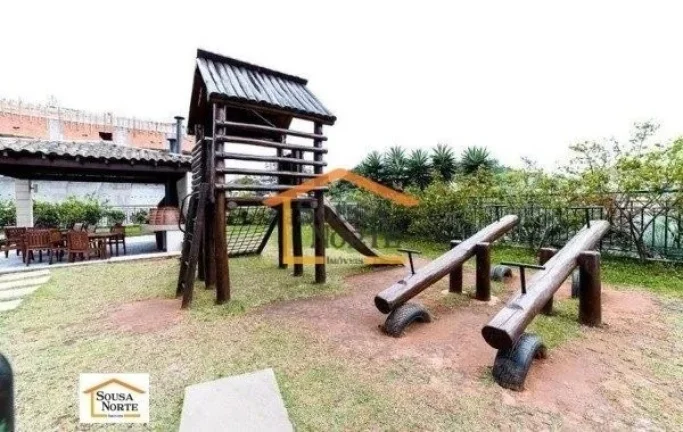 Imagem Apartamento mobiliado, 3 dormitórios, sendo 1 suíte, 79m² de área útil, 2 vagas de garagem e um...