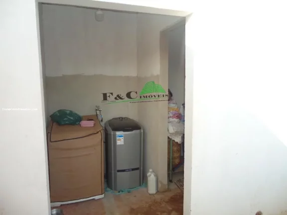Imagem Casa para Venda em Limeira, Parque Residencial Aeroporto, 2 dormitórios, 1 suíte, 1 banheiro, 3 vagas