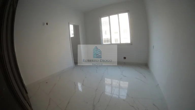 Imagem Imóvel de Luxo em Copacabana: Apartamento de 3 Quartos, 2 Suítes e 1 Vaga de Garagem - Rio de Janeiro-RJ