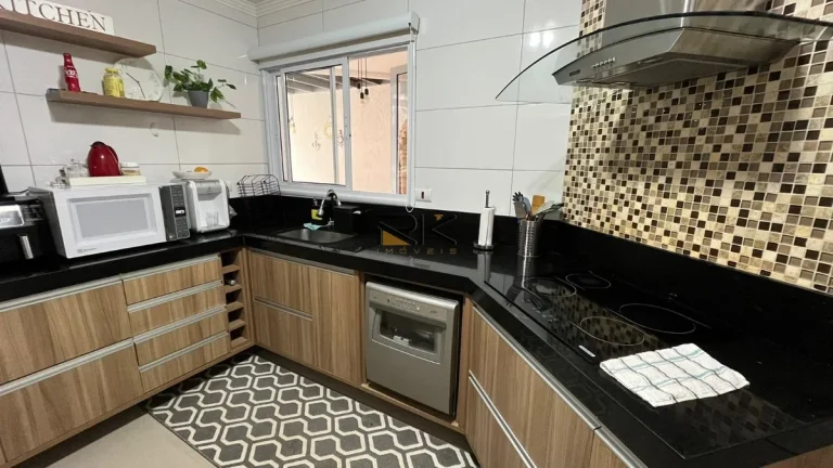 Imagem APARTAMENTO COM 3 DORMITÓRIOS SENDO 1 SUÍTE,SALA 2 AMBIENTES,VARANDA GOURMET E 2 VAGAS DE GARAGEM