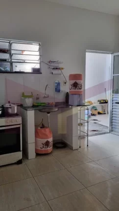 Imagem CASA COM 03 QUARTOS NA MANGABEIRA