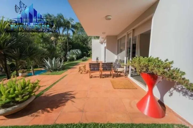 Imagem Casa moderna maravilhosa, com acabamentos diferenciados - Granja Viana
