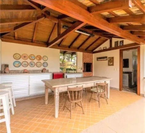 Imagem Vende Casa Duplex em Condomínio de Luxo em Guarapari, situado no condomínio mais exclusivo do Estado!!