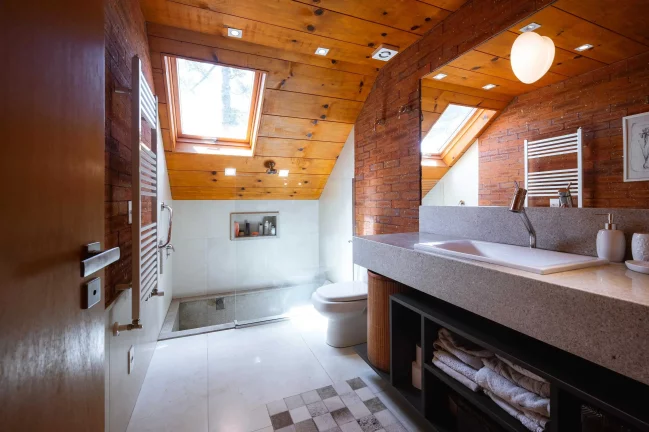 Imagem Casa finamente mobiliada em condomínio com 2 suítes e 3 dormitórios em Canela