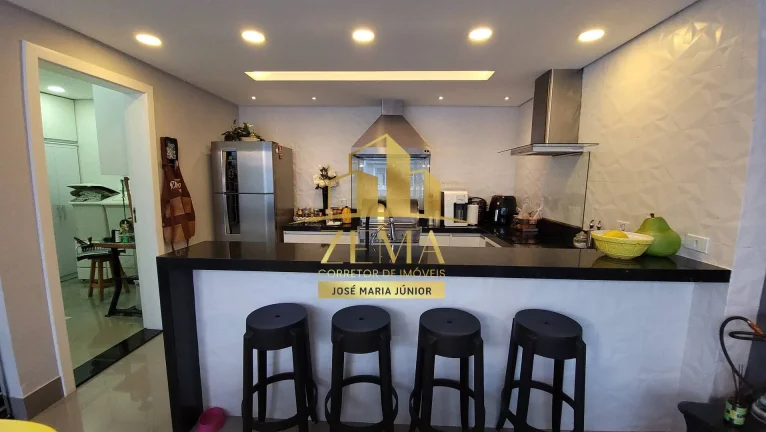 Imagem Sobrado 04 suites, 282 m2, util 224 m2, 04 vagas, Amplo Espaço Gourmet