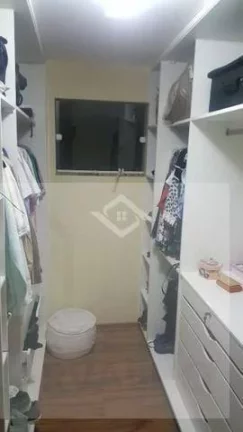 Imagem Casa 3 Quartos (3 suítes) com área gourmet e piscina - Golden Village