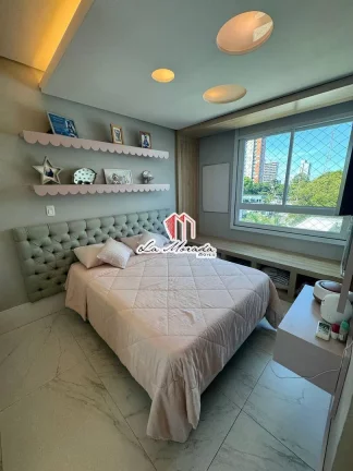 Imagem Diamond, ADRIANÓPOLIS, Reformado e Mobiliado! 202m2, 3 suítes, 3 vagas
