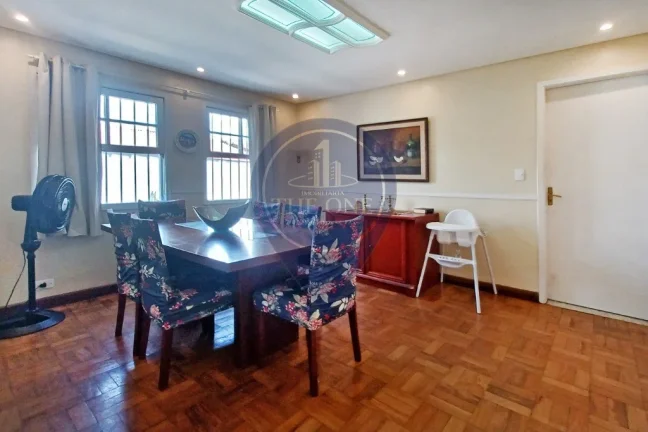 Imagem Imperdível: Casa à venda em São Paulo-SP, Vila Santo Estéfano - 3 quartos, 1 suíte, 2 salas, 3 banheiros, 2 vagas - 130m².