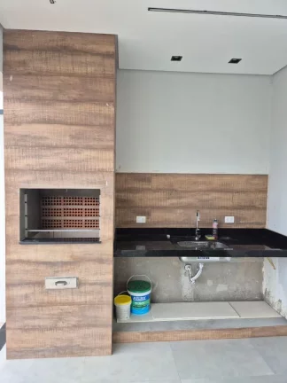 Imagem Sobrado com 3 dormitórios à venda, 168 m² por R$ 950.000,00 - Parque São Luís - Taubaté/SP