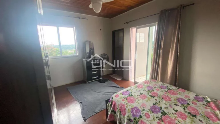 Imagem Casa Suite e 03 Quartos Fraron