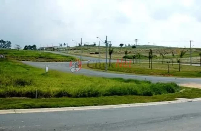 Imagem Terreno à venda em condomínio fechado no Parque Residencial Jequitibás em Jacareí a 5 minutos de Guararema, 1148,55 m² de área.