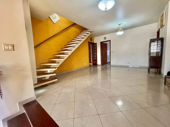 Imagem ️ Belíssima Cobertura Duplex à Venda – Gonzaga, Santos/SP