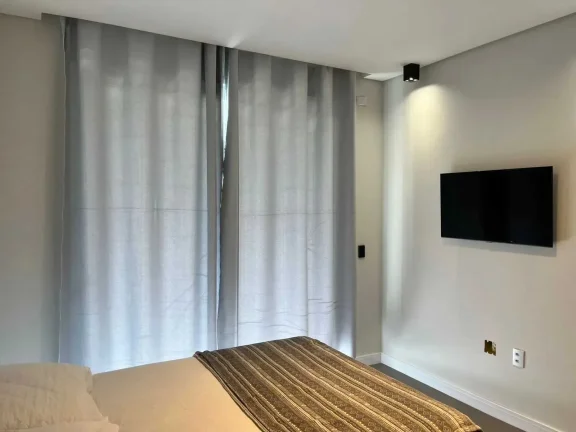 Imagem Casa com 4 suítes e 4 vagas de garagem - Campeche, Florianópolis/SC