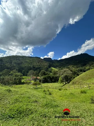 Imagem Lindo Terreno a Venda na Região do Baú em São Bento do Sapucaí ~ SP.