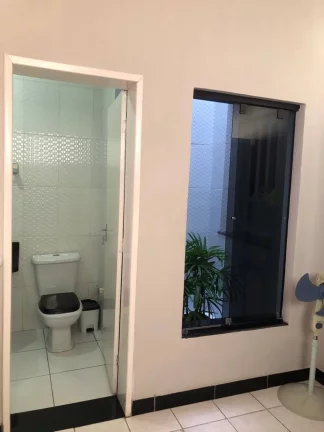 Imagem Casa à venda no Dezoito do Forte - 3 quartos, 3 wc, 150m² - Confira!
