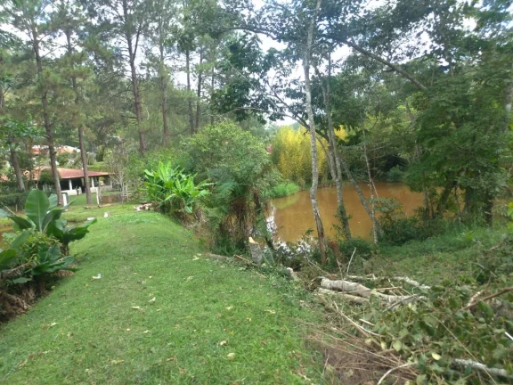 Imagem CHACARA A VENDA EM PIRACAIA DIVISA COM NAZARE PAULISTA