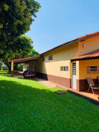 Imagem Chácara com 3 dormitórios à venda, 337m² por R$ 1.280.000 no Condomínio Vitassay