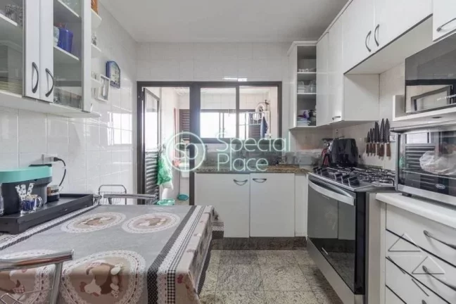 Imagem 123 metros 3 dormitórios 1 suíte lavabo 3 vagas Apartamento está sendo vendido mobiliado, com pla...